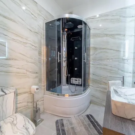 Penthouse Oasis